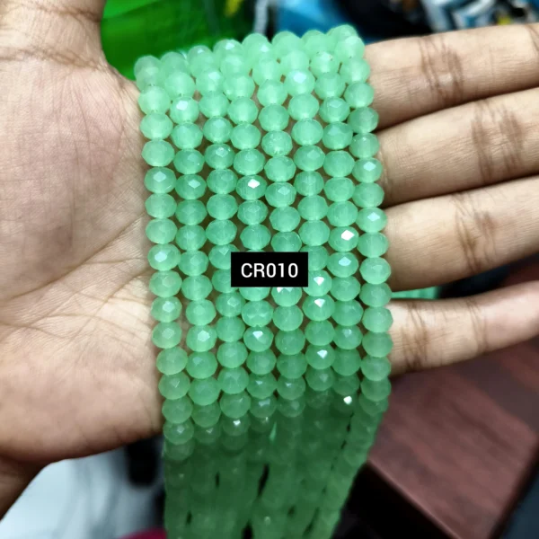 CR010 LIGHT GREEN 6MM CRYSTAL BEADS