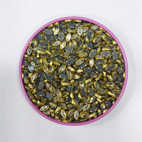 EYE WHITE KUNDAN (3*6)
