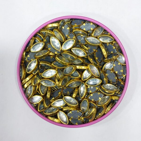 EYE WHITE KUNDAN (4*8)