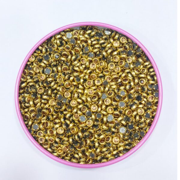 ROUND GOLD KUNDAN (3MM)