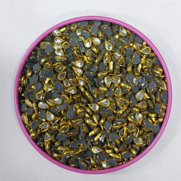 SMALL PAN WHITE KUNDAN