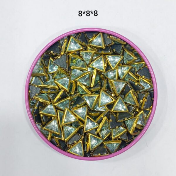 TRIANGLE WHITE KUNDAN (8*8*8)