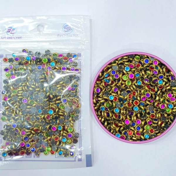 ROUND GLOSSY MIXED KUNDAN