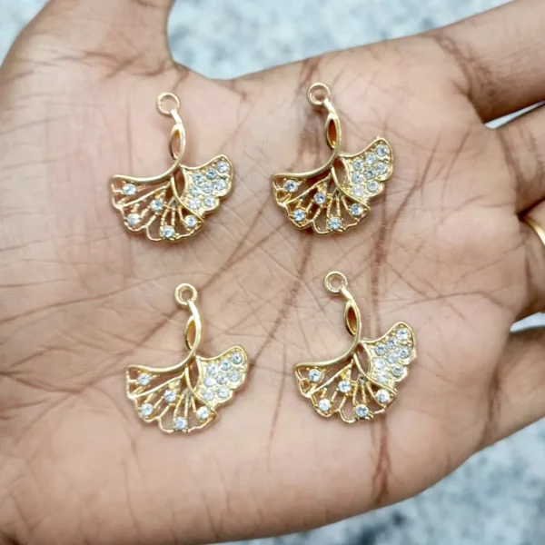 STONE CHARMS 28(6 PCS  PACK)